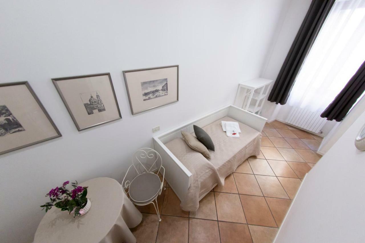 Vivaverona Rooms Εξωτερικό φωτογραφία