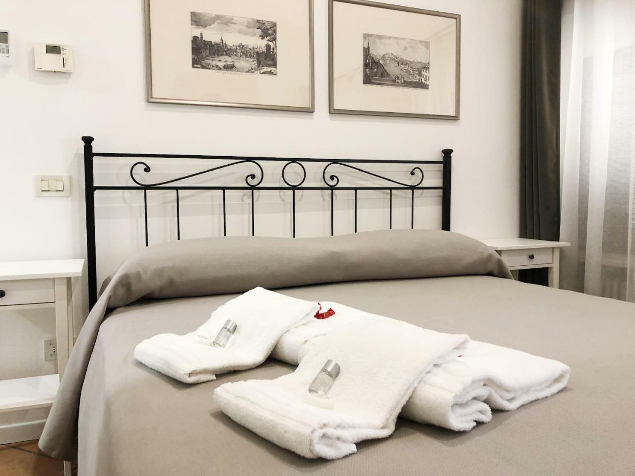 Vivaverona Rooms Εξωτερικό φωτογραφία