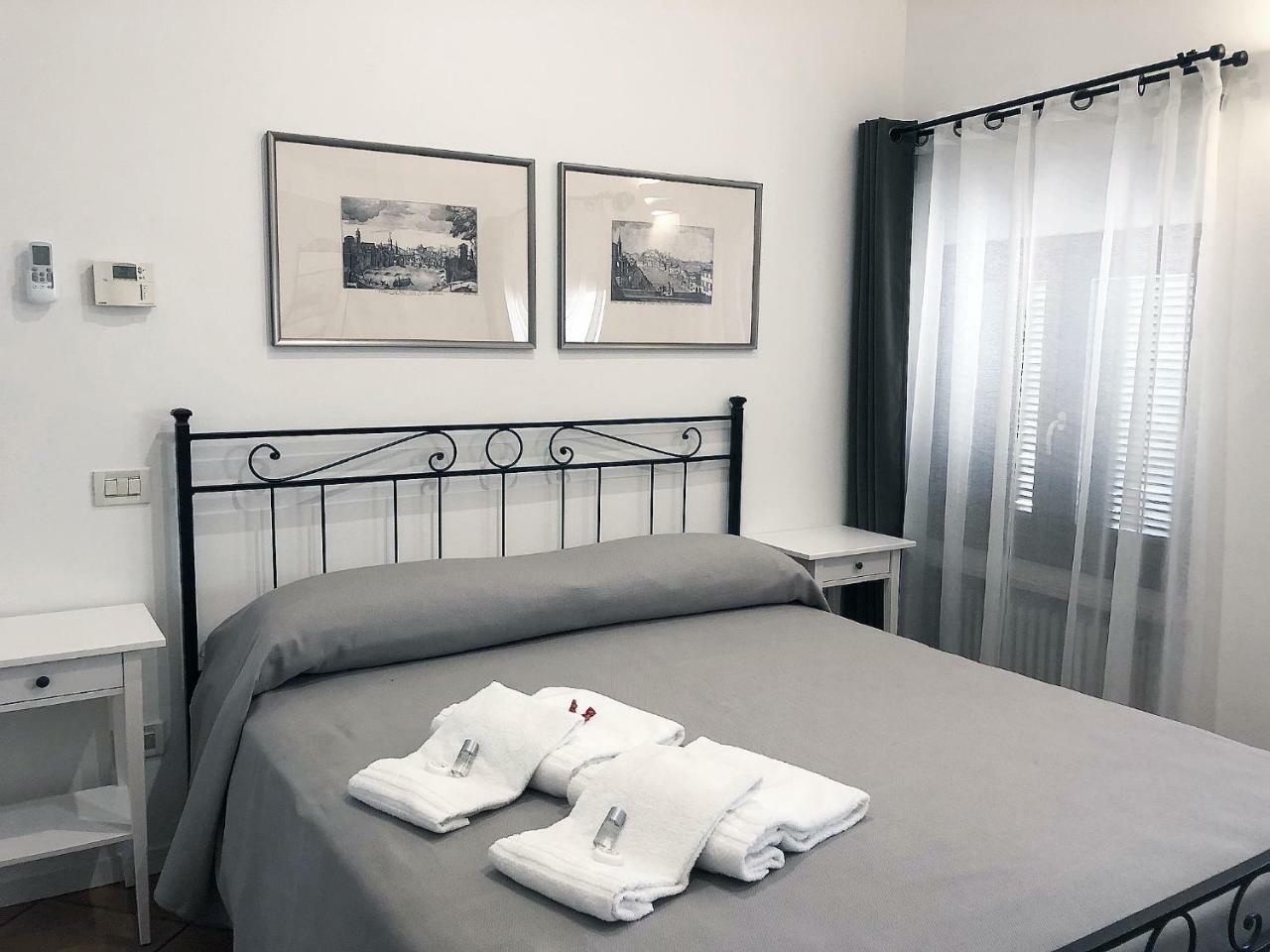 Vivaverona Rooms Εξωτερικό φωτογραφία